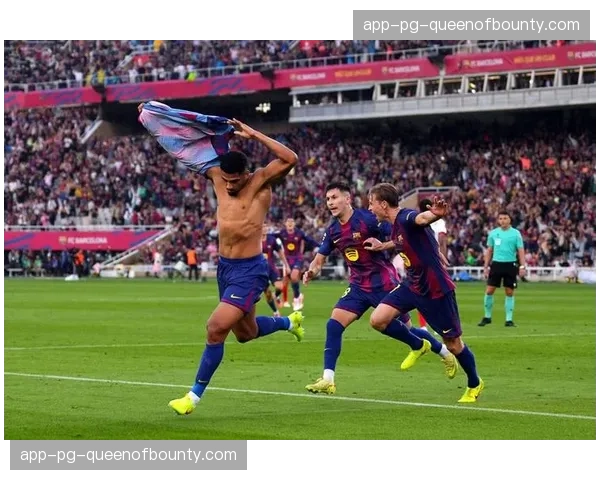 巴萨年轻中场托马斯马克斯成长轨迹，从拉玛西亚青训到一线队首秀